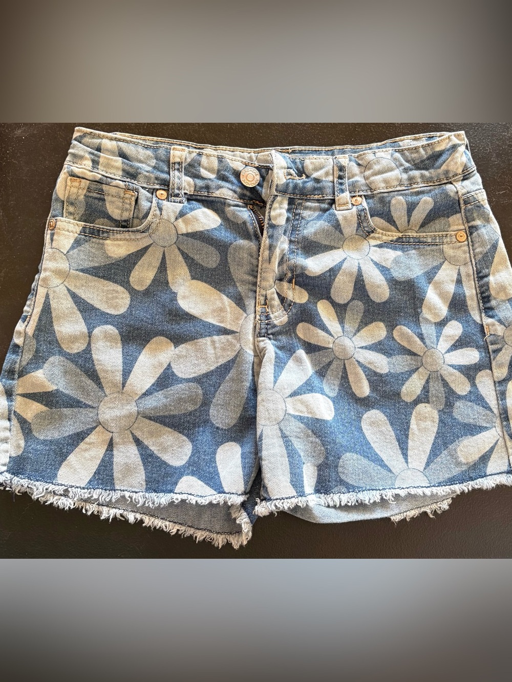 Jordache Girls Size 10 Medium Wash Midi Mom Floral Denim High Rise Shorts